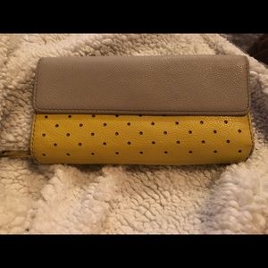 Fossil wallet